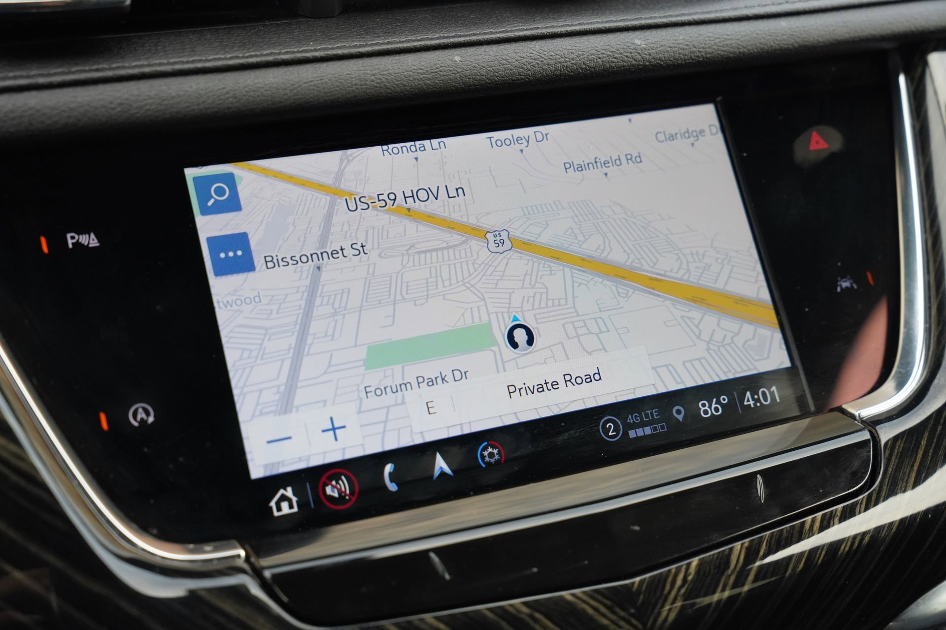 Used 2023 Cadillac XT6 Premium Luxury image 12