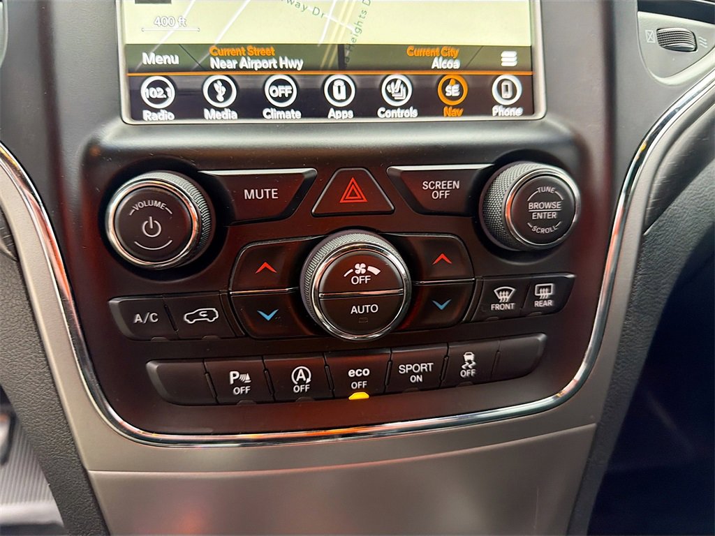 Used 2018 Jeep Grand Cherokee Laredo image 16