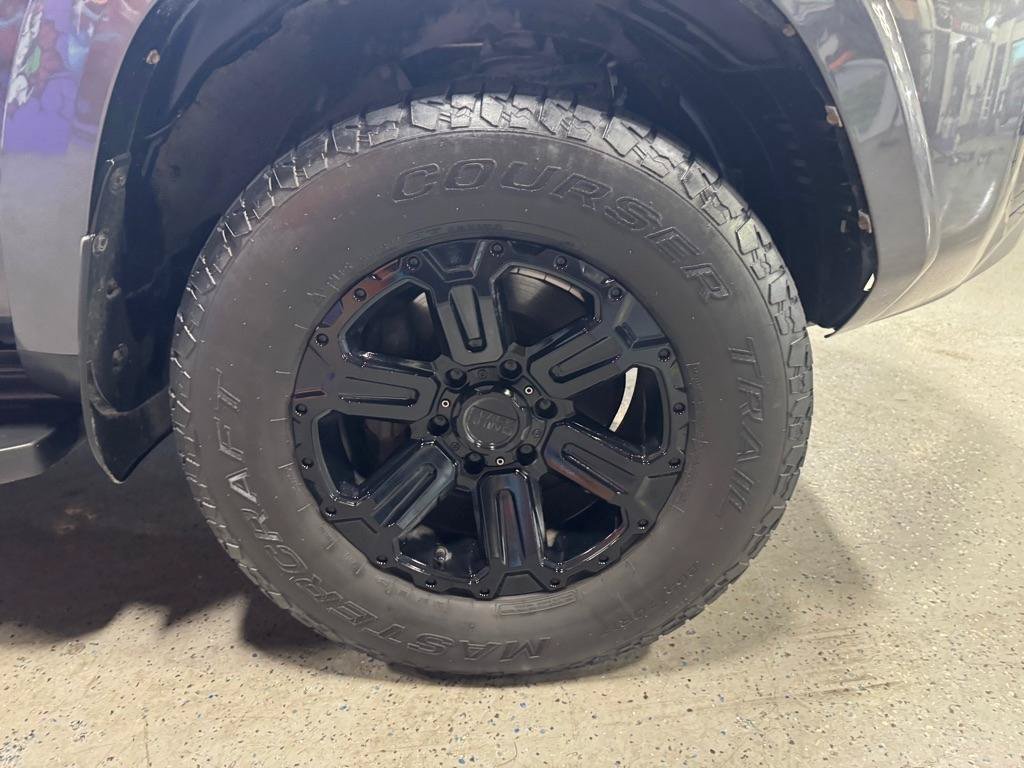 Used 2019 Toyota 4Runner TRD Off-Road AWD/4WD image 27