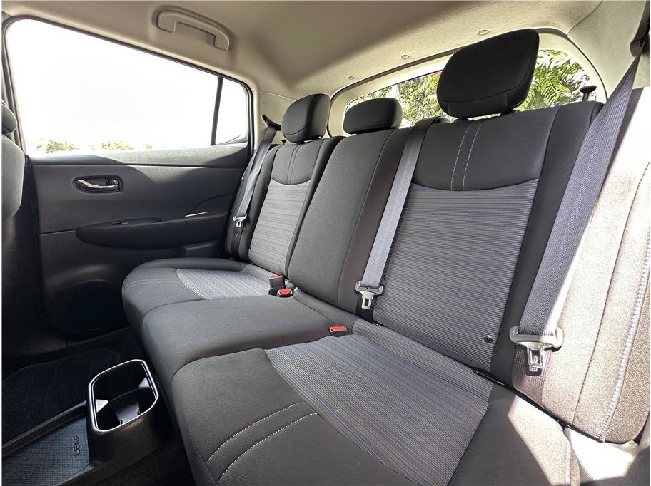 Used 2025 Nissan Leaf S FWD image 16