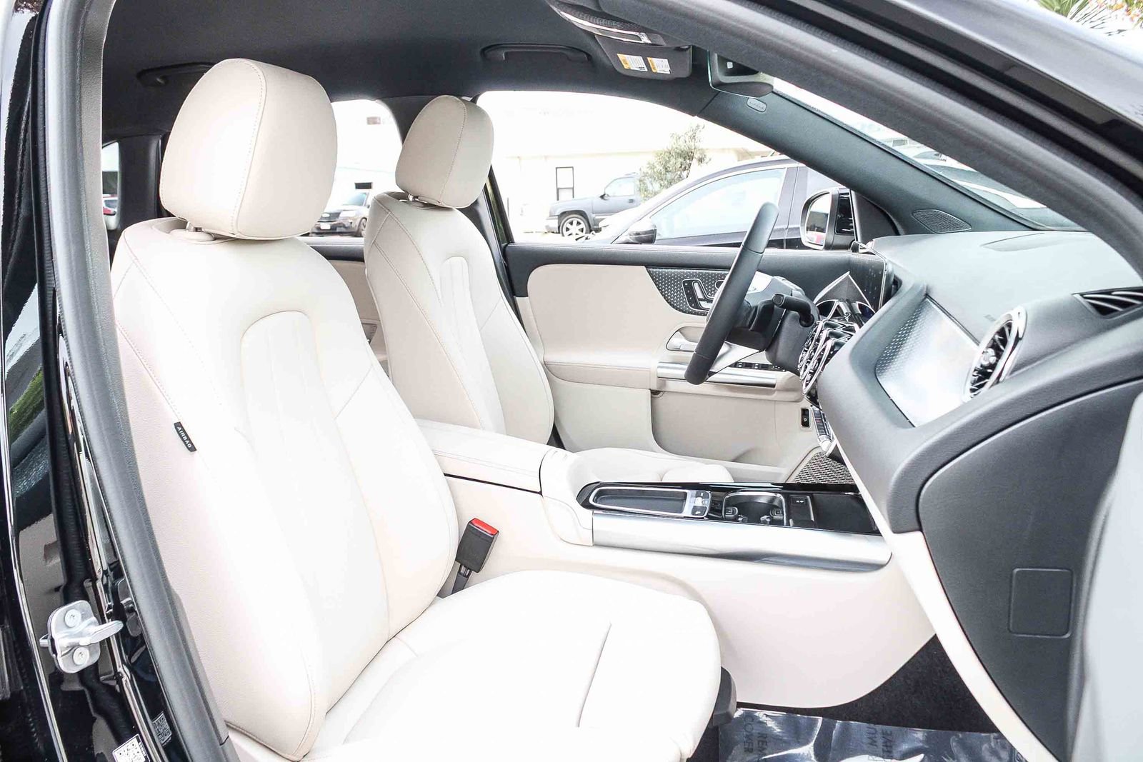 Certified 2026 Mercedes-Benz GLA 250 4MATIC image 18