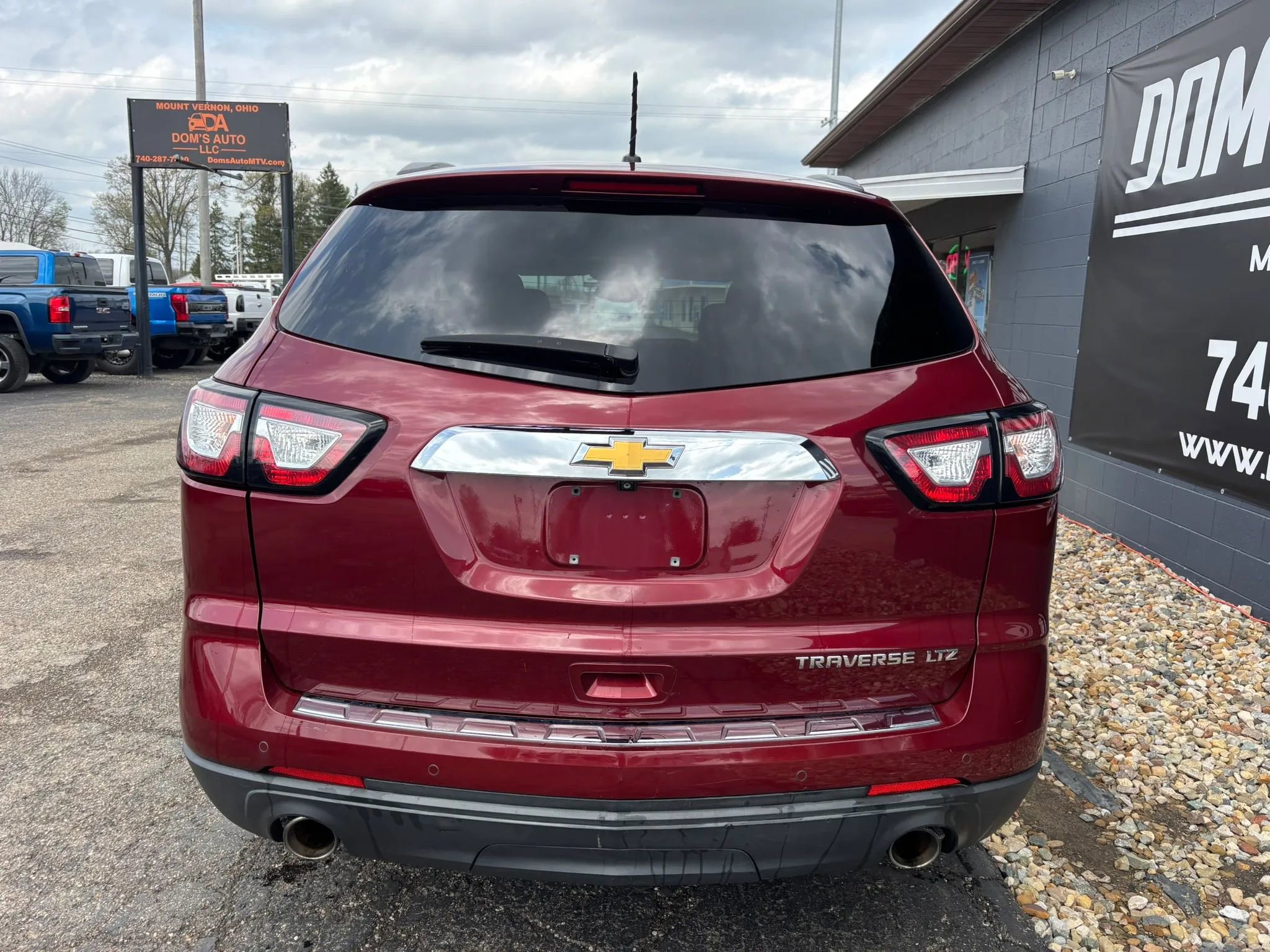 Used 2015 Chevrolet Traverse LTZ image 4