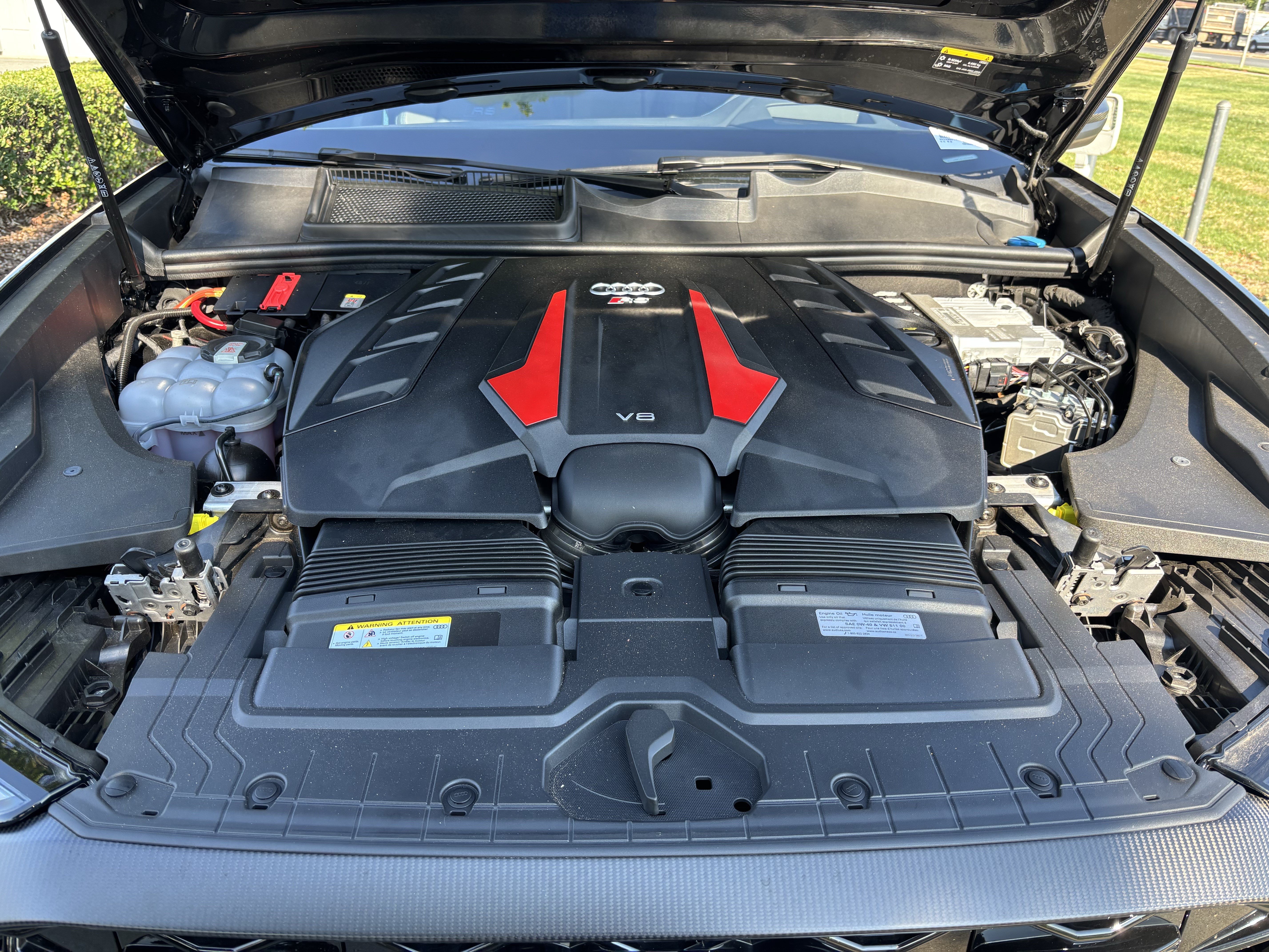 Used 2026 Audi RS Q8 performance AWD/4WD image 36