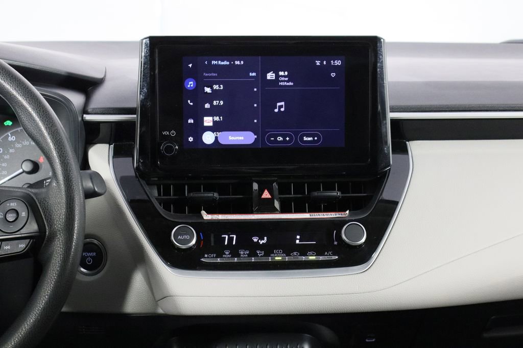 Used 2025 Toyota Corolla LE w/ Convenience Package image 24