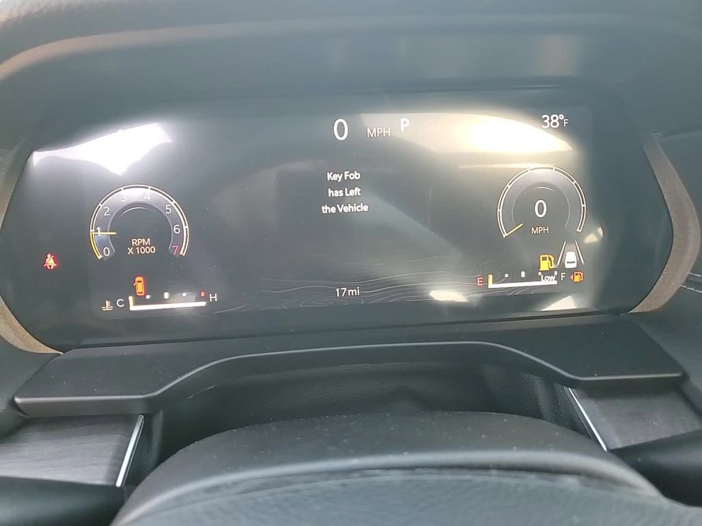 New 2025 Jeep Grand Cherokee Limited w/ MOPAR Finishing Package image 16