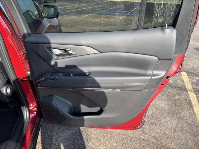 New 2026 Chevrolet Traverse LT image 28