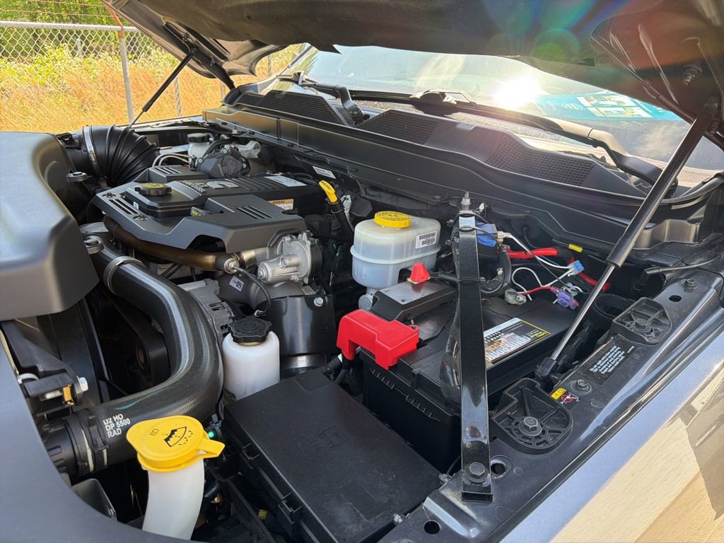 Used 2022 RAM 3500 Laramie AWD/4WD image 45