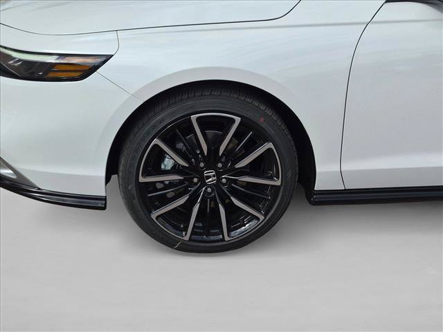 New 2026 Honda Accord Touring image 9