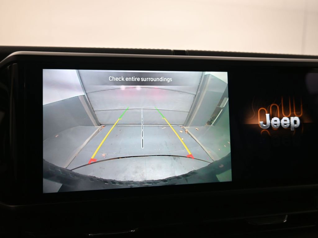 Used 2024 Jeep Wrangler Unlimited Rubicon 4xe image 34