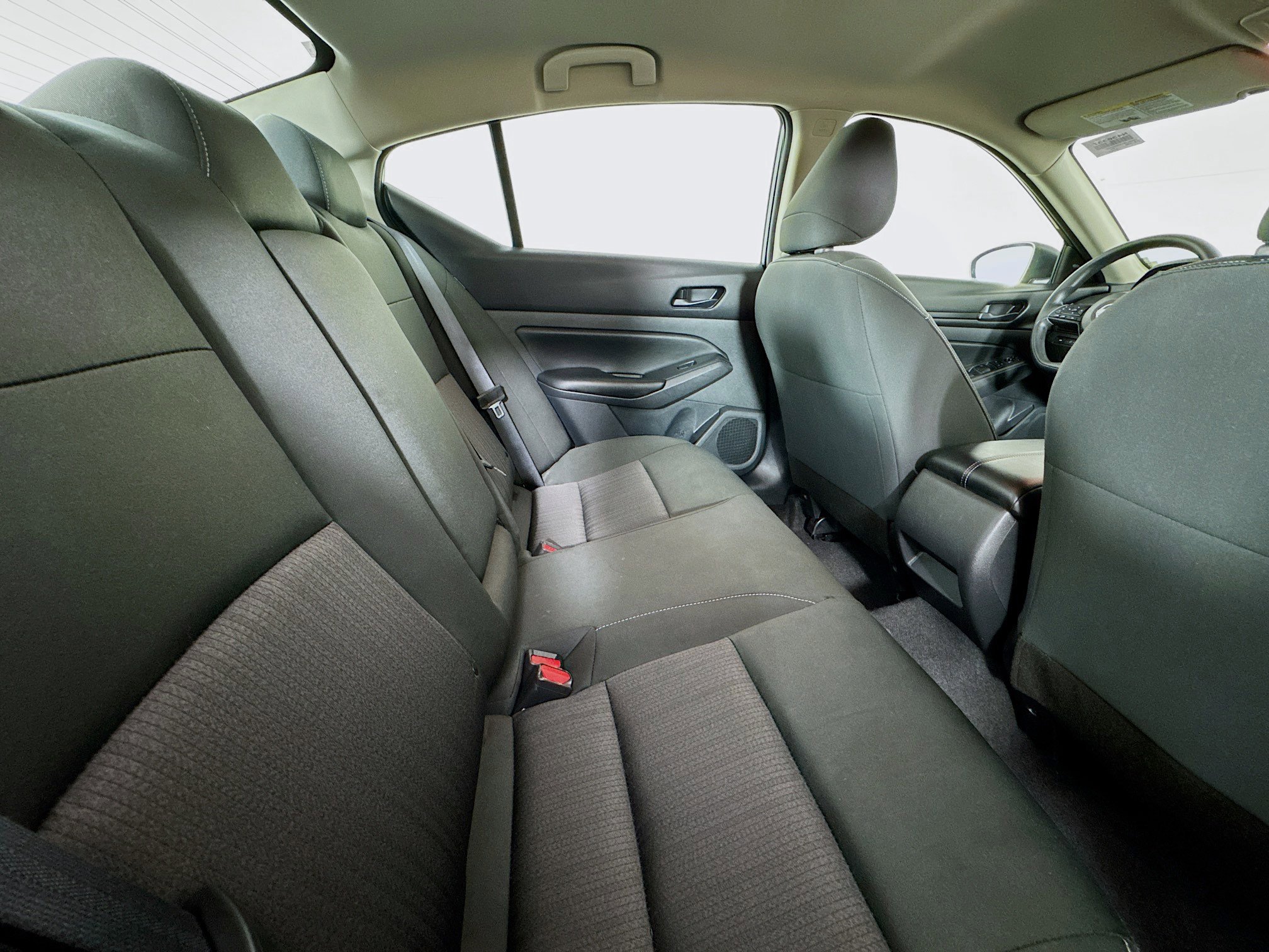 Used 2024 Nissan Altima 2.5 S image 46