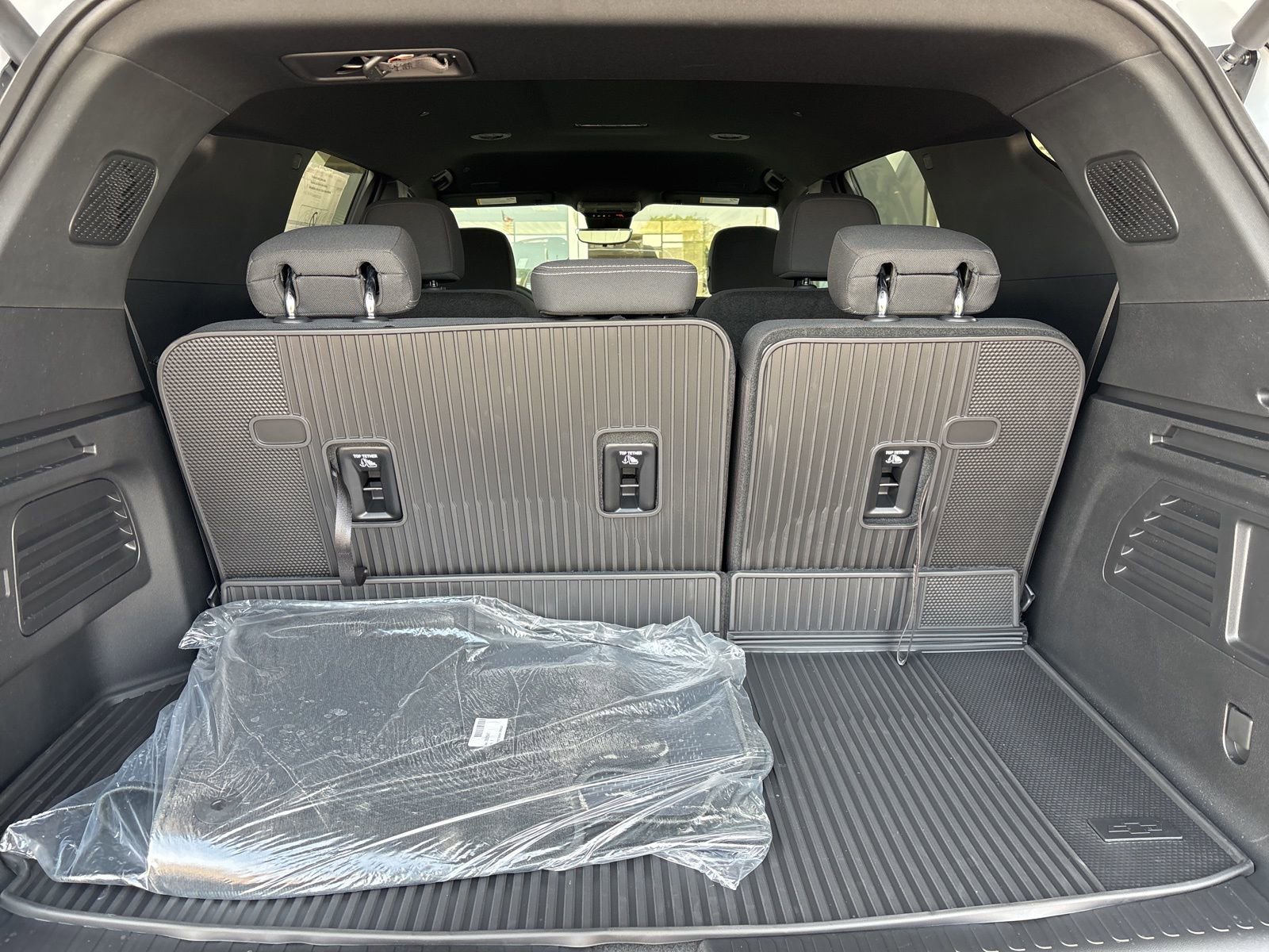 New 2026 Chevrolet Traverse LT image 17