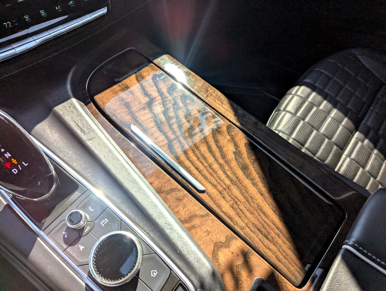 Used 2022 Cadillac Escalade ESV Sport Platinum image 29