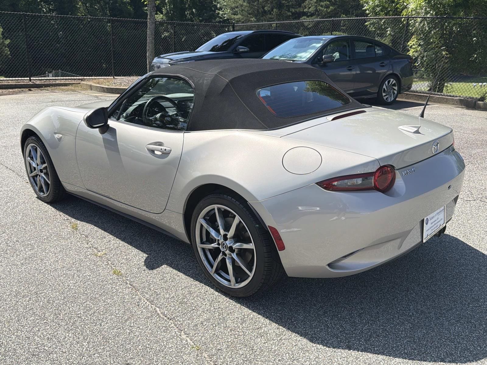 Used 2022 MAZDA MX-5 Miata Grand Touring w/ Weather Package RWD image 5