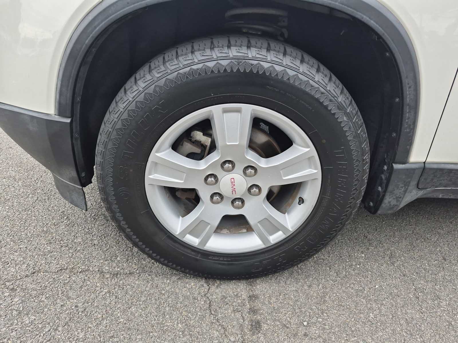 Used 2009 GMC Acadia SLE w/ Visibility Package AWD/4WD image 14