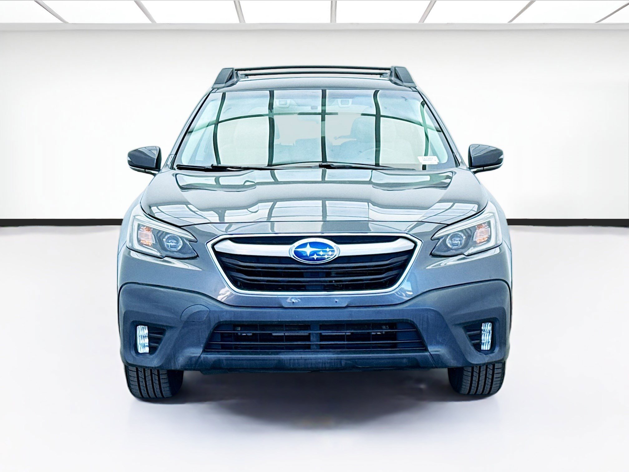 Used 2022 Subaru Outback Premium image 2