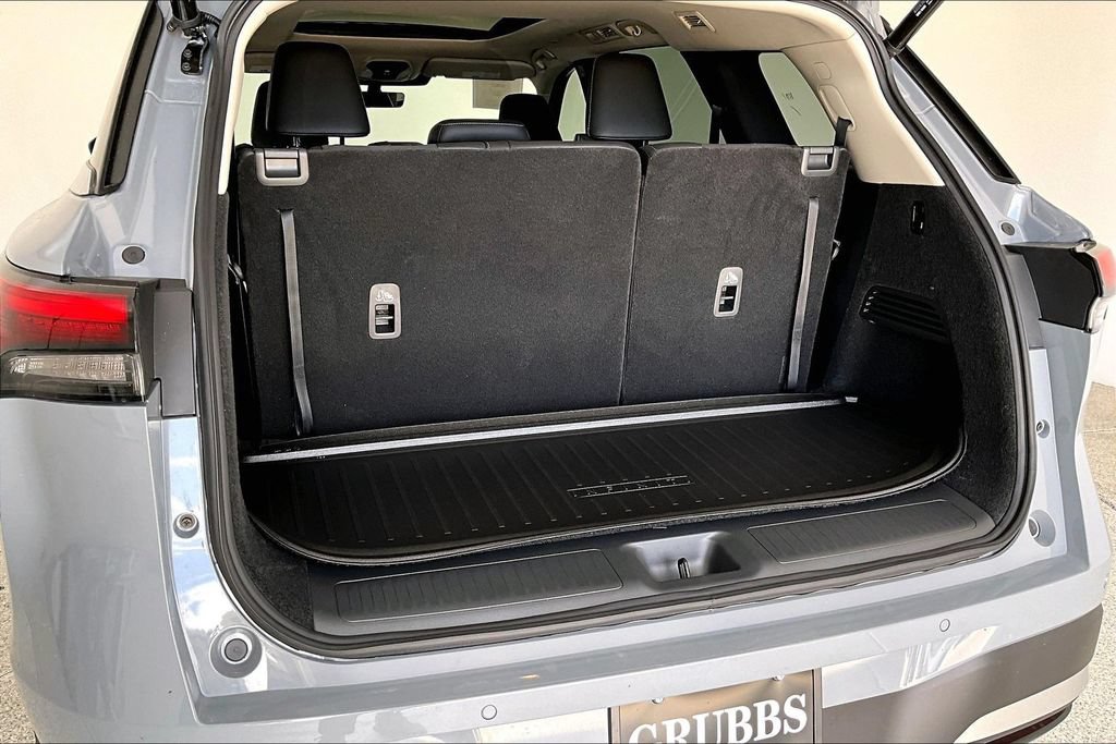 New 2027 INFINITI QX60 Luxe w/ Cargo Package FWD image 45