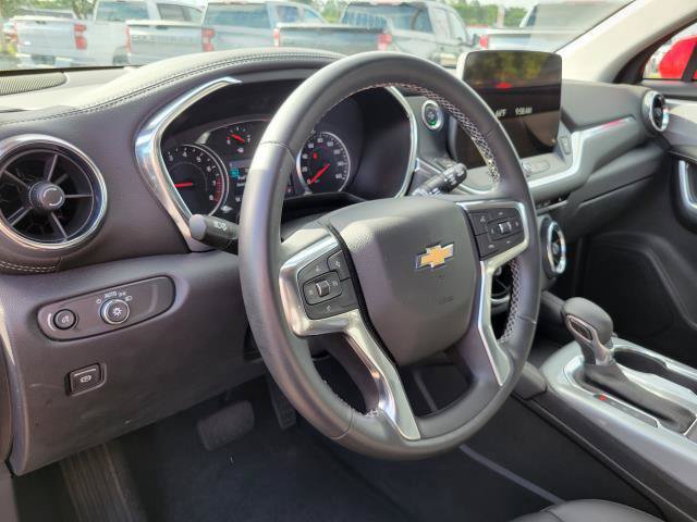 Used 2024 Chevrolet Blazer LT FWD image 10