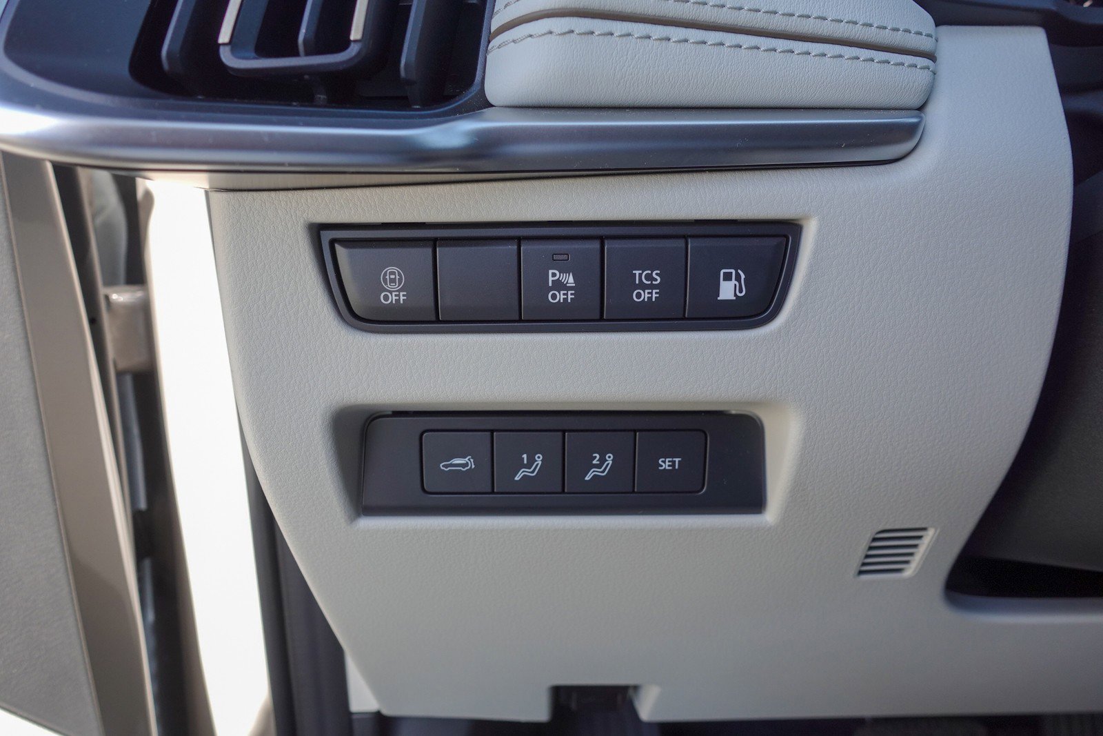 Certified 2024 MAZDA CX-90 Plug-In Hybrid w/ Premium Plus image 12