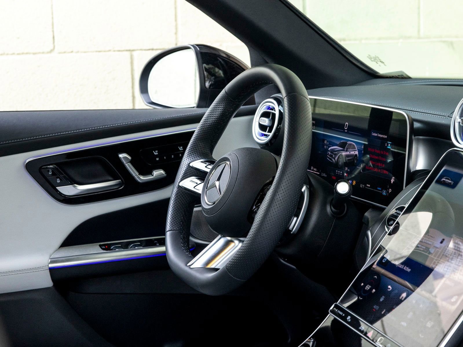 Used 2026 Mercedes-Benz GLC 300 image 30