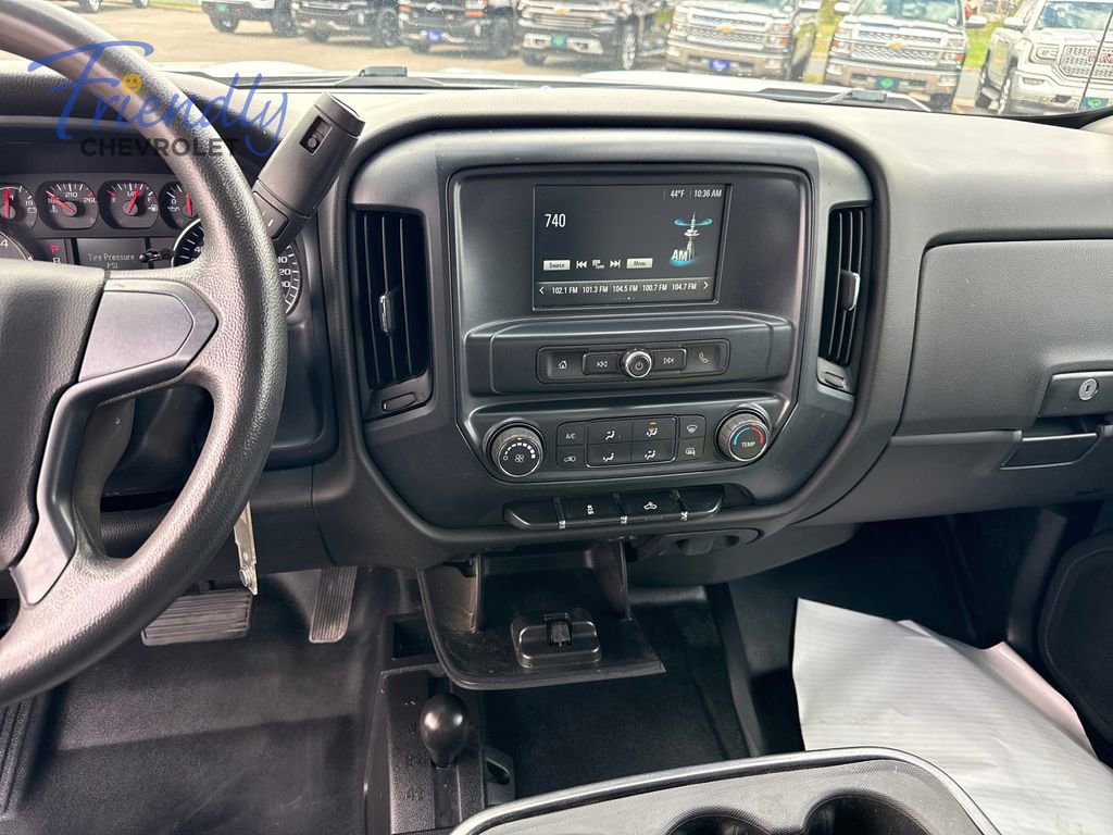 Certified 2018 Chevrolet Silverado 1500 Custom w/ Trailering Package AWD/4WD image 16
