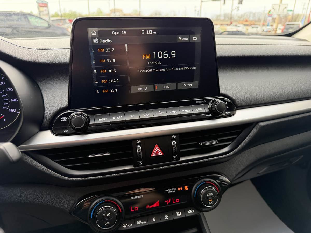 Used 2019 Kia Forte LXS FWD image 22