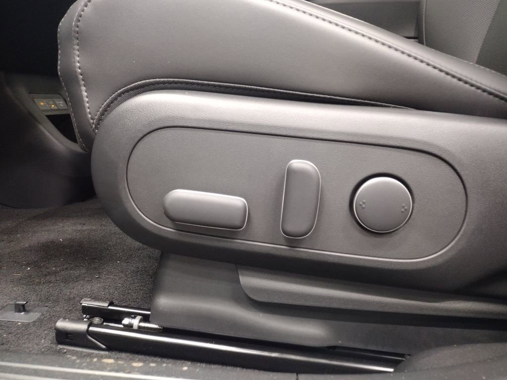 New 2025 Hyundai Ioniq 5 XRT image 23
