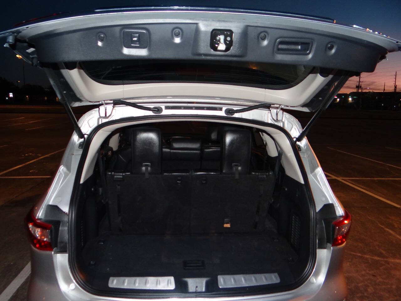 Used 2014 INFINITI QX60 Luxe w/ Premium Plus Package AWD/4WD image 20