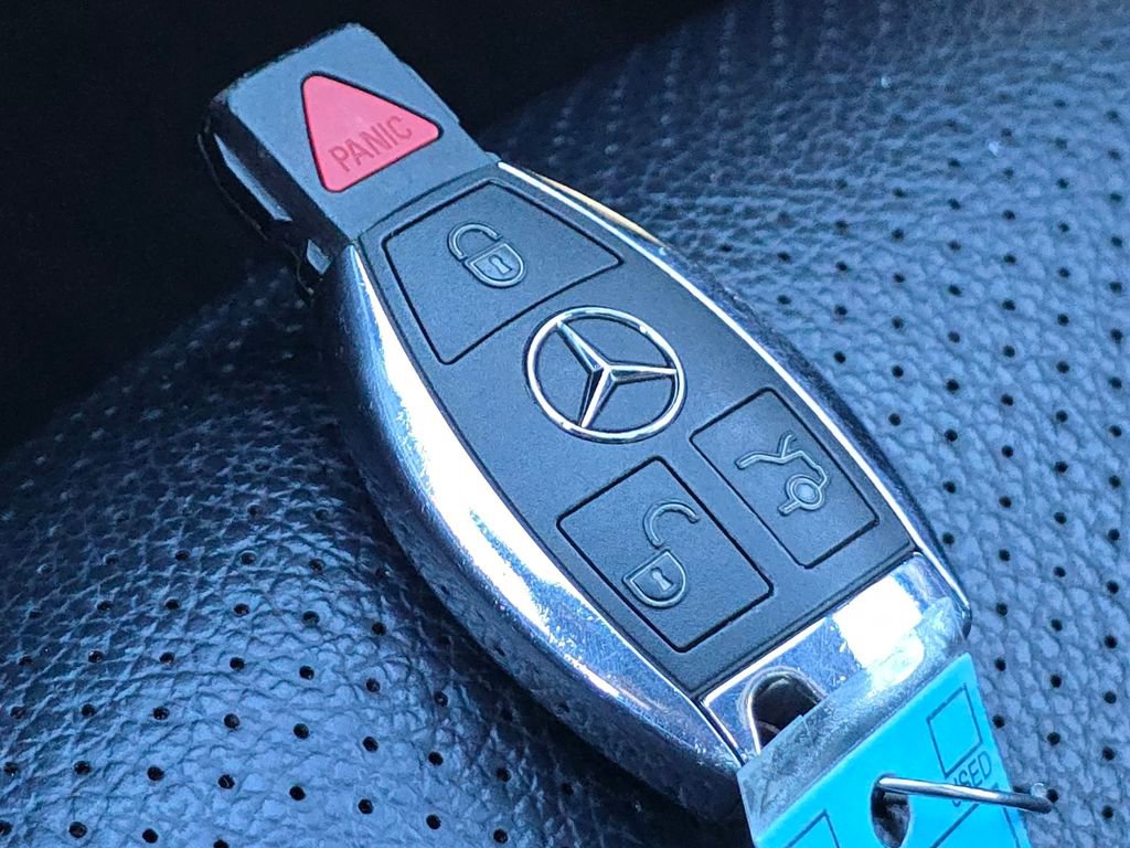 Certified 2018 Mercedes-Benz GLC 300 4MATIC image 32