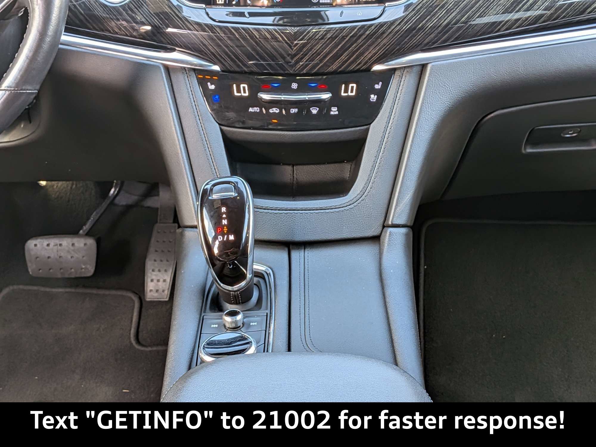 Used 2022 Cadillac XT6 Premium Luxury w/ Technology Package image 24