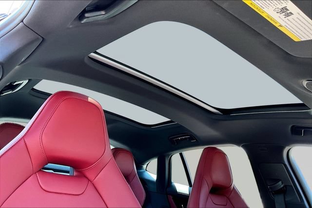 Used 2025 Porsche Panamera RWD image 25