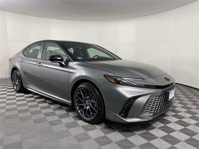 Used 2026 Toyota Camry XSE image 1