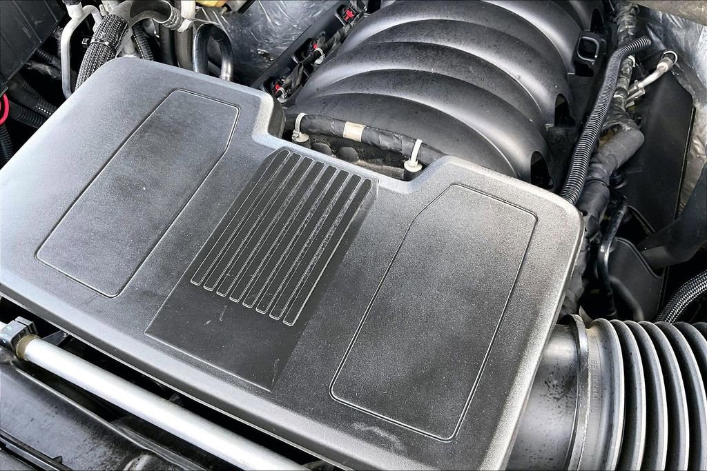 Used 2021 Chevrolet Suburban LS RWD image 33