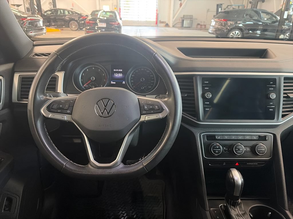 Used 2021 Volkswagen Atlas Cross Sport SE w/ Panoramic Sunroof Package AWD/4WD image 13