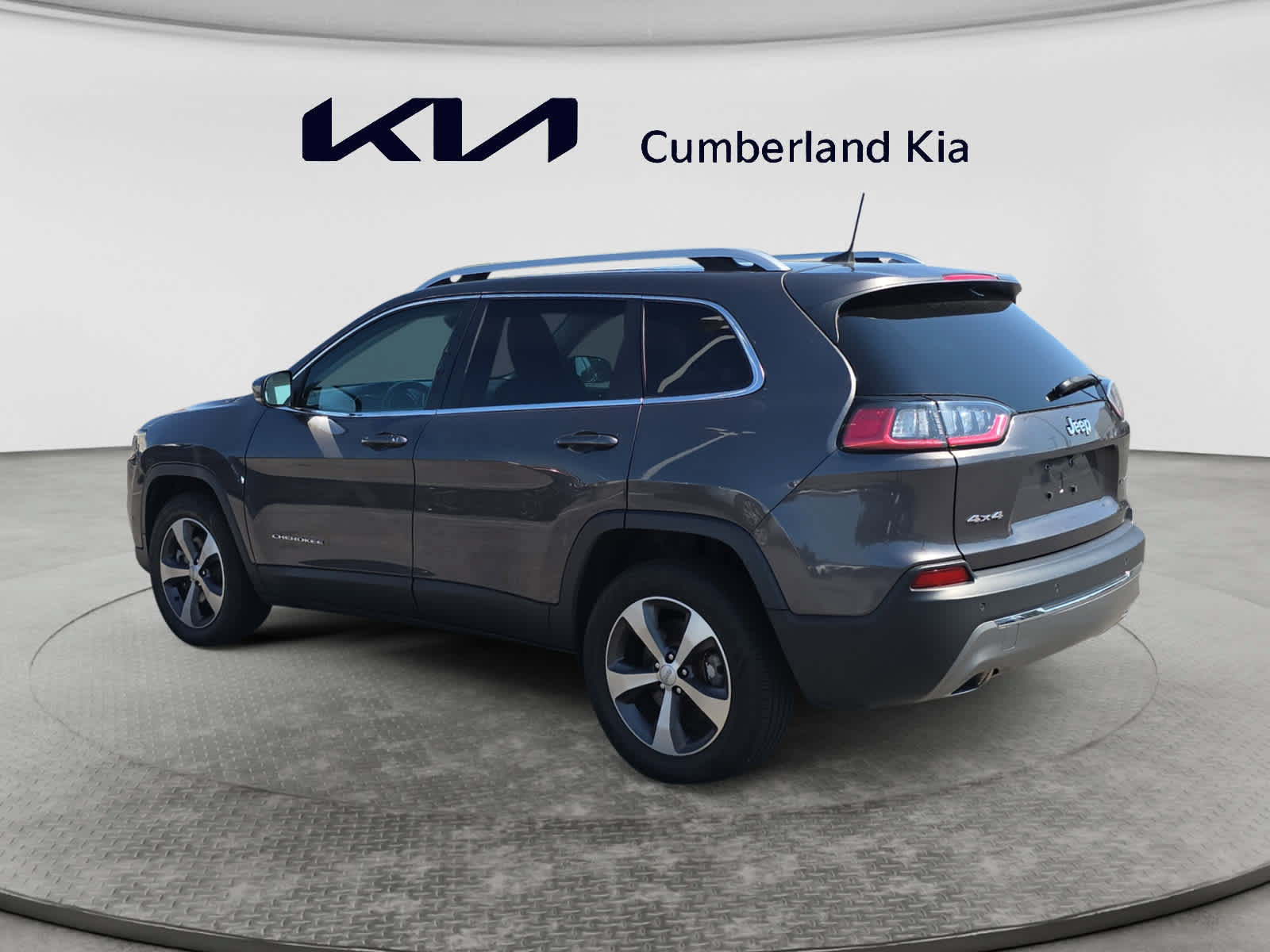 Used 2021 Jeep Cherokee Limited w/ Elite Package AWD/4WD image 3