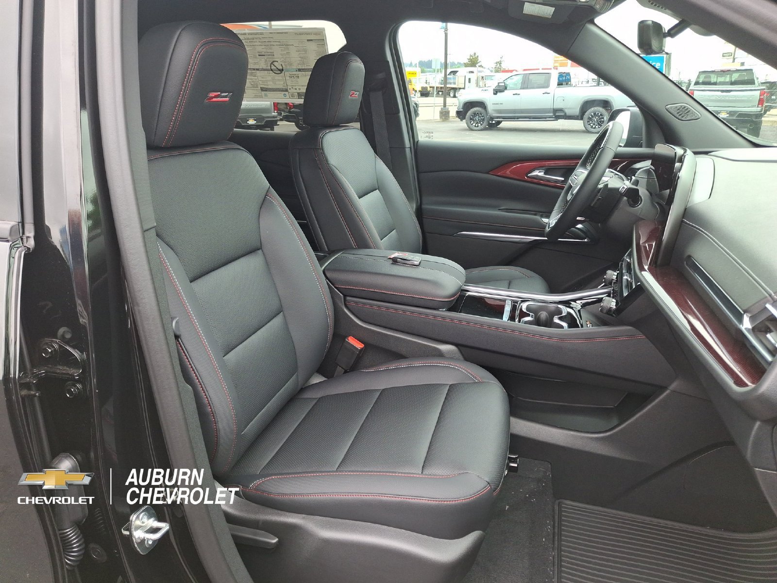 New 2026 Chevrolet Traverse Z71 w/ Enhanced Driving Package AWD/4WD image 21