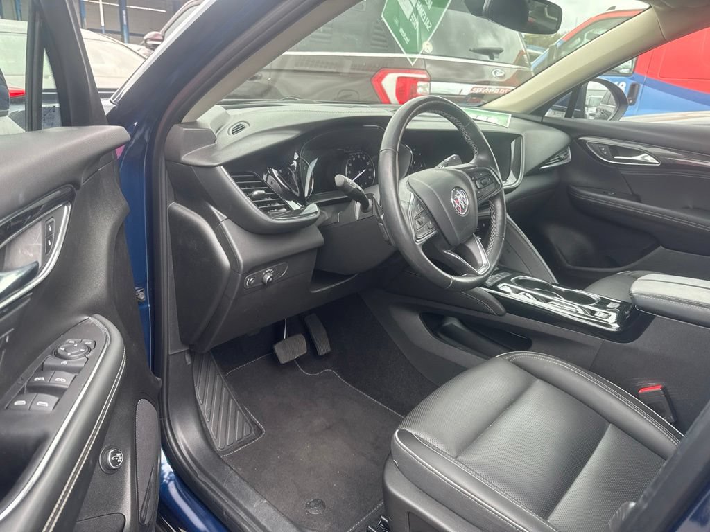 Used 2023 Buick Envision Essence FWD image 4