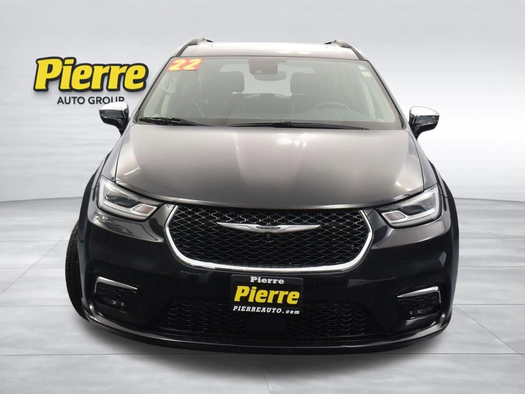 Used 2022 Chrysler Pacifica Limited image 6