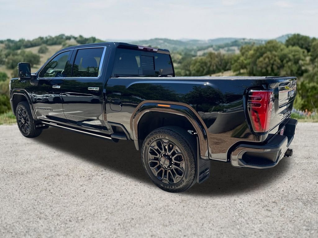 Used 2024 GMC Sierra 2500 Denali Ultimate AWD/4WD image 7