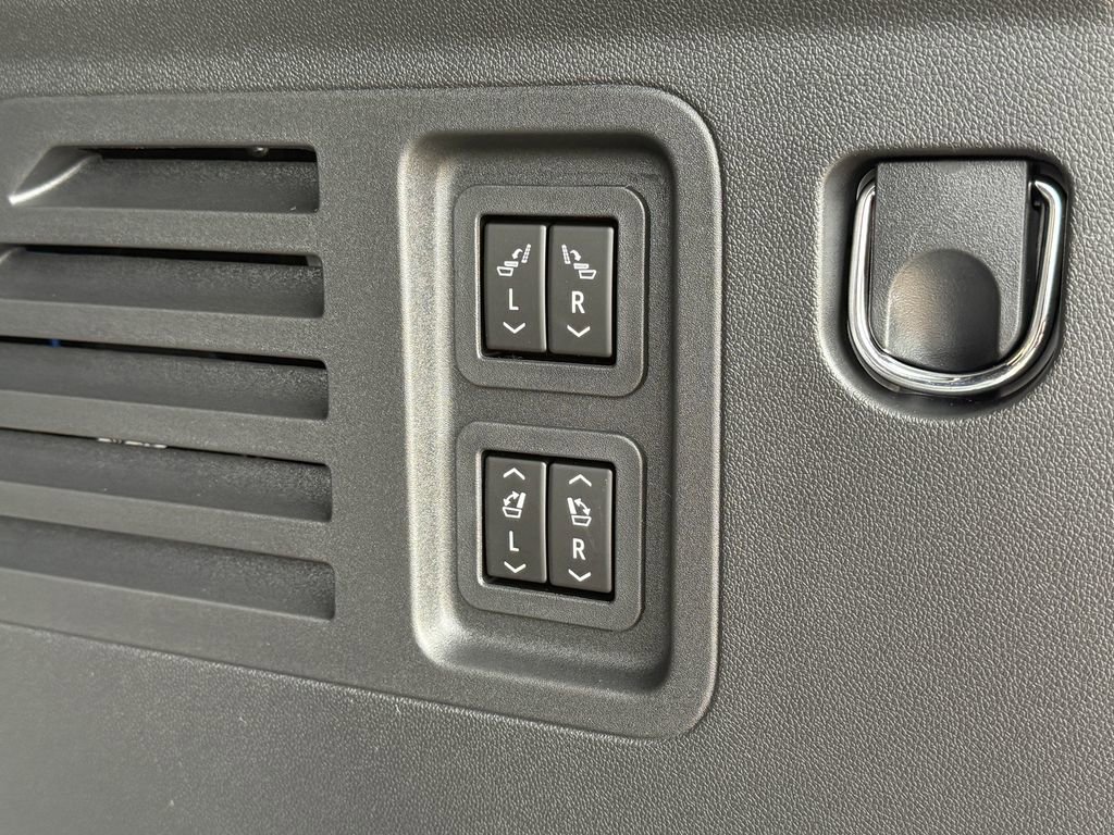 New 2026 Buick Enclave Preferred image 38