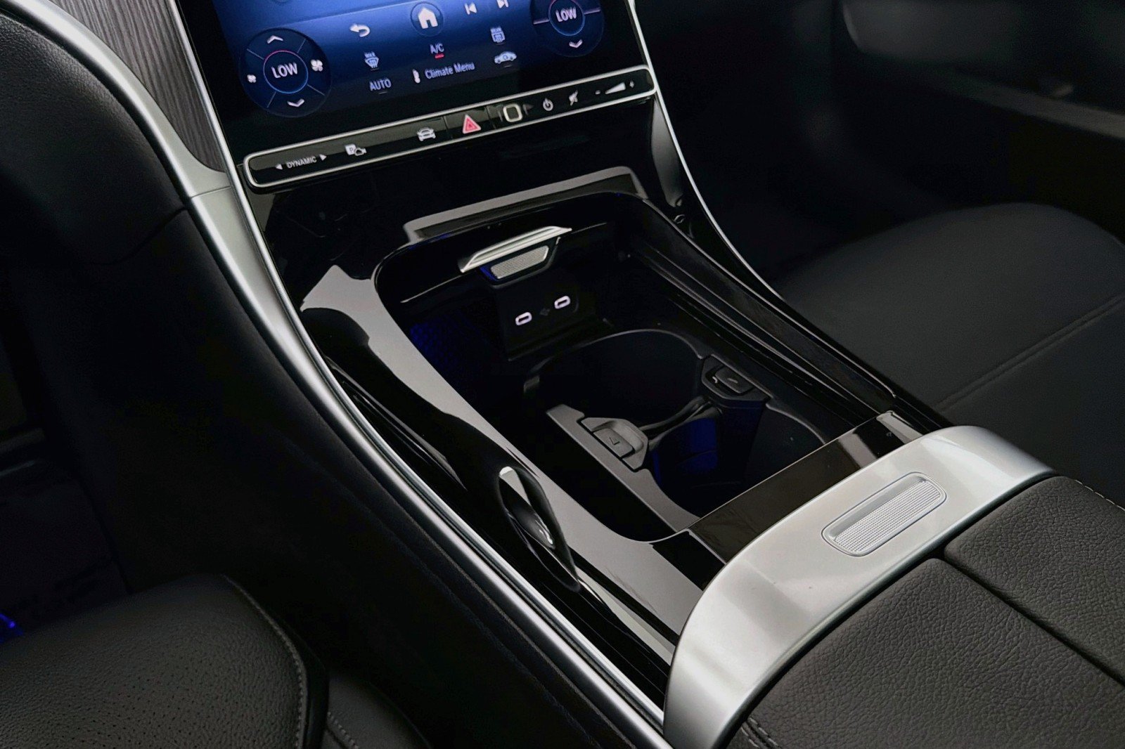New 2026 Mercedes-Benz C 300 Sedan image 5