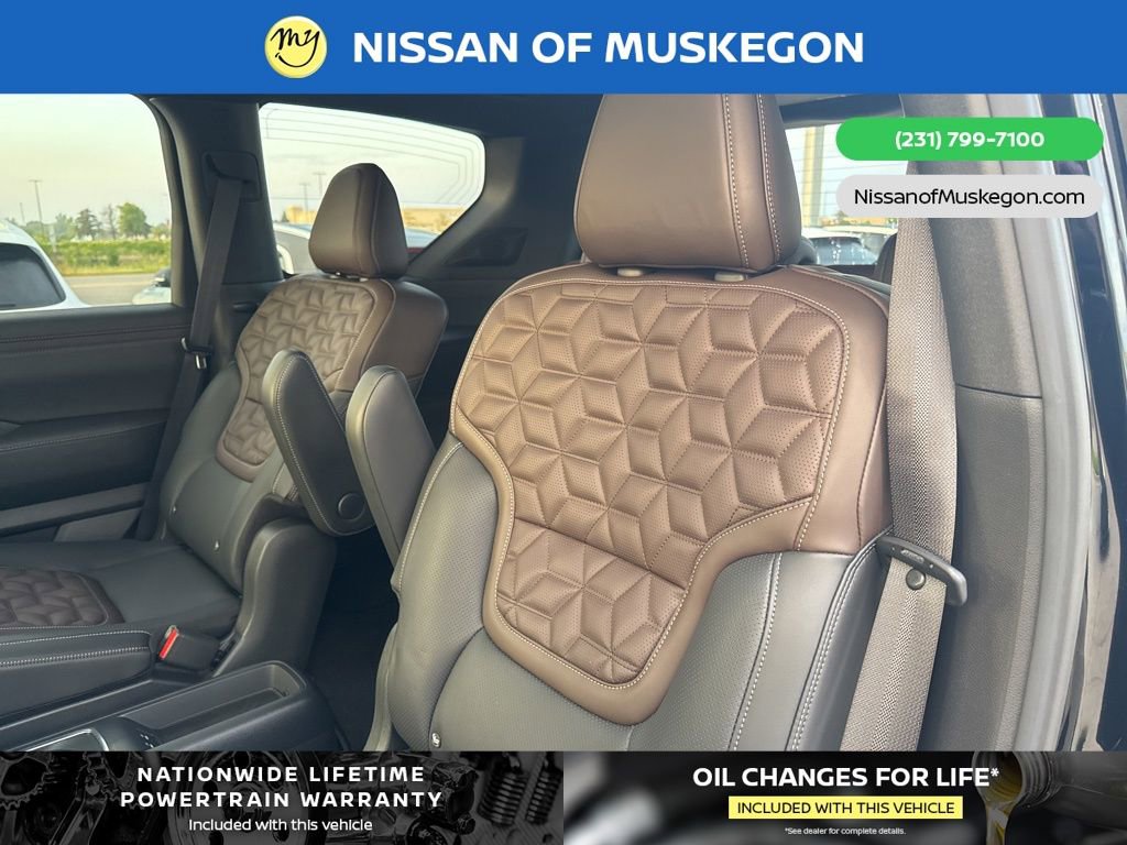 New 2025 Nissan Armada Platinum w/ Convenience Package image 24