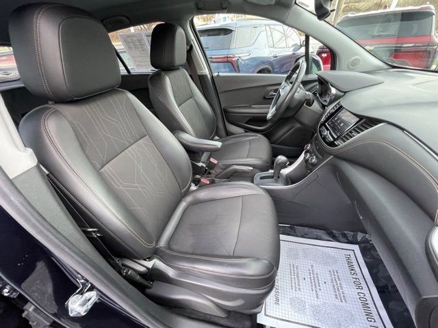 Certified 2022 Chevrolet Trax LT w/ LT Convenience Package image 37