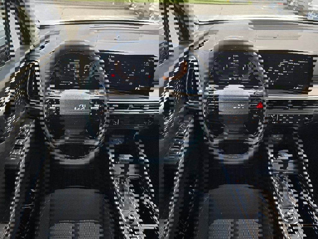 New 2026 Kia Sorento LX image 6