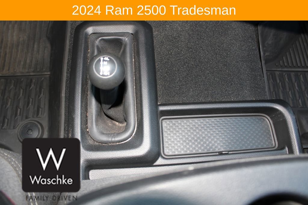Used 2024 RAM 2500 Tradesman w/ Chrome Appearance Group AWD/4WD image 29