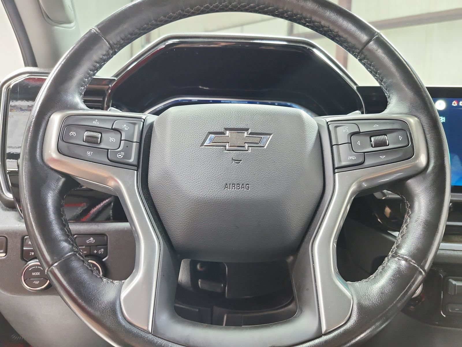 Used 2022 Chevrolet Silverado 1500 RST w/ Convenience Package II AWD/4WD image 22
