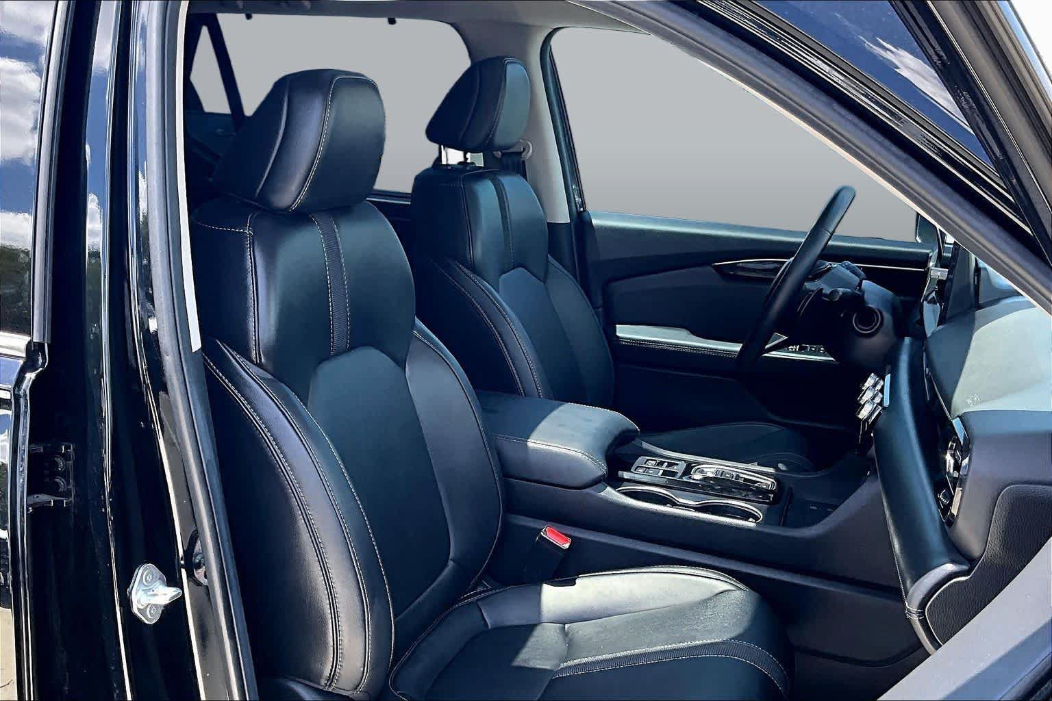 Used 2024 Honda Pilot Touring image 9