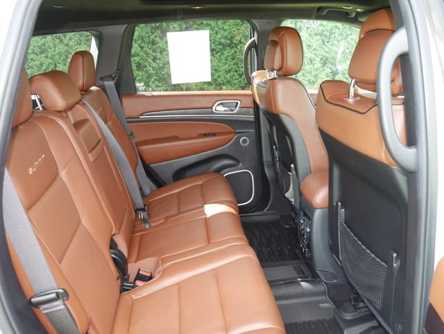 Used 2019 Jeep Grand Cherokee Summit AWD/4WD image 21