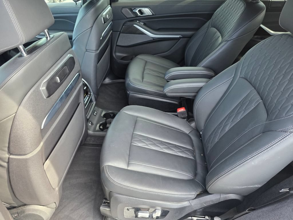 Certified 2024 BMW X7 M60i w/ Executive Package AWD/4WD image 14