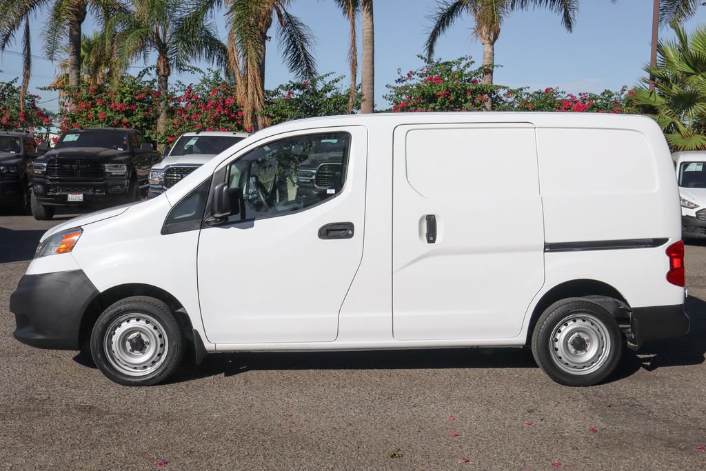 Used 2017 Nissan NV200 S FWD image 5