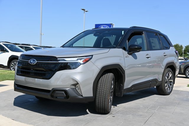 New 2025 Subaru Forester Touring image 7